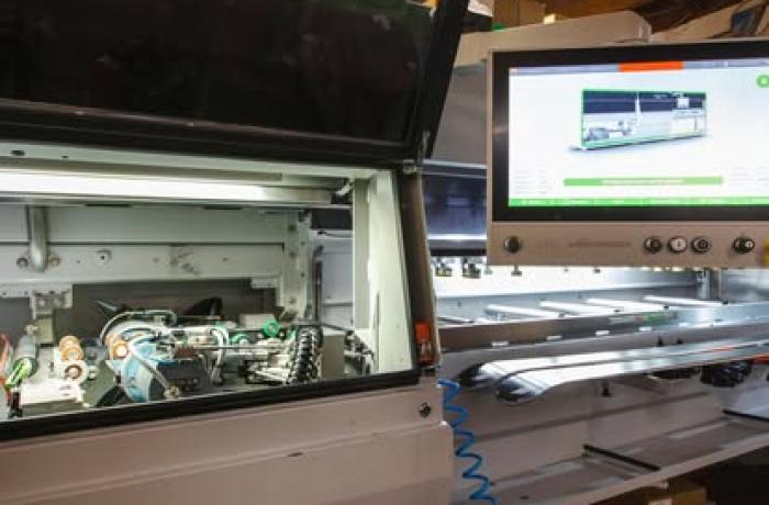 Our state-of-the-art Jupiter tuning machine from Wintersteiger will put an out-of-this-world perfect hum on your skis or snowboard.